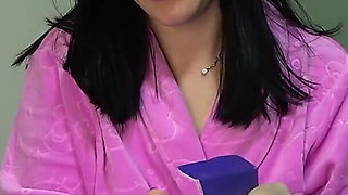 Anna Unpacks and Reviews Gifts From Joyhub