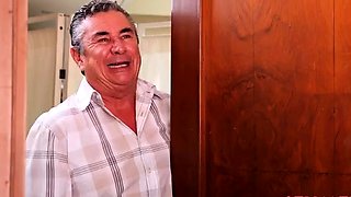 malena doll se calento con el repartidor