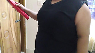 Big Ass & Huge Boobs Saudi Maid Fucked by Owner 18yo Son When She Cleaning Room