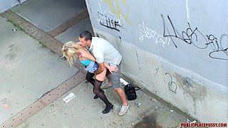 Amateur blonde Mia fucked in the car and in the street by a stranger