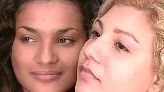 Duas androides do sexo ft. Aline  Claudia: Big Ass, Blowjob  Anal Porn