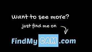 Molly's Solo Webcam Show: Gaping Her Tight Pussy