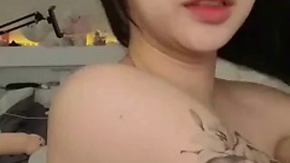 Good-looking Korean female anchor masturbates Korean+BJ live broadcast, ass, stockings, doggy style, Internet celebrity, oral sex, goddess, black stockings, peach butt Season 25