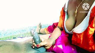 Housewife pleases correspondence and let him fuck for her stepson&#039;s delayed school fees.- tamil clear audio with moaning