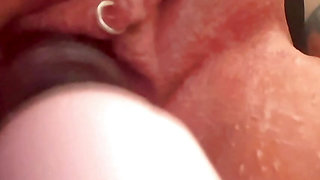 Intense creamy squirt using fucking machine