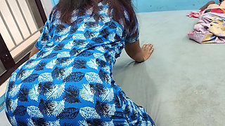 Step Mom and Step Son Hot Fuck While Wife Not at Home, Malayali Step Mom and Step Son Hot Hard Fuck in Bedroom