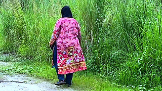 Indian Muslim Hot Girl From Outdoor Gets Fucked