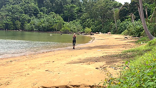 Homemade Accidental Sex - Handjob and Cumshot on a Beach