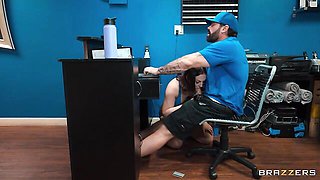 Rhae Woods and Lucy Lotus both love quick dick-riding