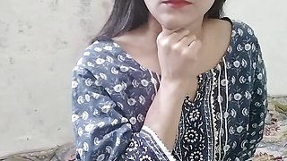 Step sister ki chut marne me maza aa gya