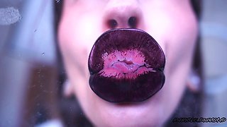 Goth Girl Kisses with Phat Black Juicy Lips