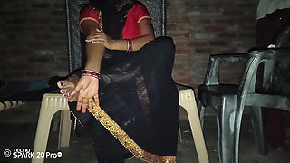 Desi bhabhi very hardcore chudai in black saari
