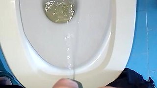 Step Mon Pissing Amateurs