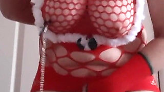 On Christmas Eve, the Snowgirl Hot Masturbates