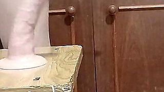 I Fuck Hard with a Dildo and Cum Intensely