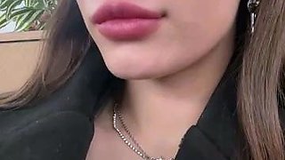 Shy_priincess masturbates in public toilet
