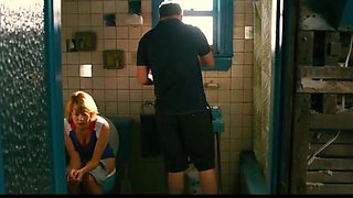 Sekushi lover - celebrities peeing in the toilet
