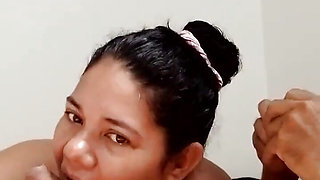 Hermosa Mamadora Profesional