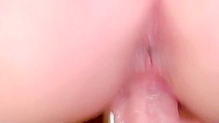 Butt Like a Peach Bounces on a Huge Dildo