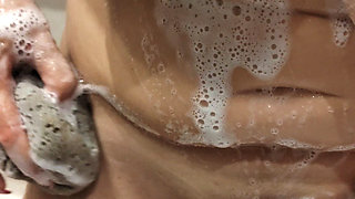 Come play with my wet pussy