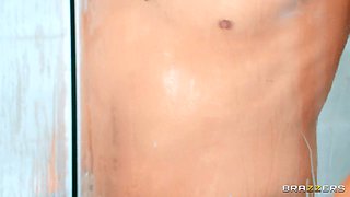 Big Tits Shower Surprise With Xander Corvus, Summer Hart - Brazzers