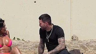 Rough Sex with a Fan I Meet on the Beach in Barcelona - Mariana Martix and Rauls Bud.