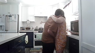 surprise steamy kitchen fuck by Philp Sevenheart for horny little pregnant Amelia Everheart: