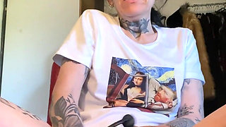 Creamy Orgasm on a Big Dildo
