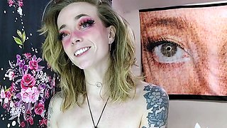 Amateur Webcam Teen Masturbates And Teases