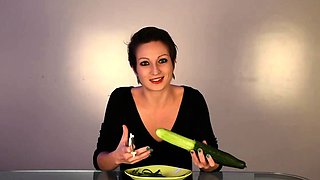 Blonde tight pussy babe solo toy fun in glamour masturbation