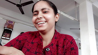 Indian desi girl enjoy Instagram reals