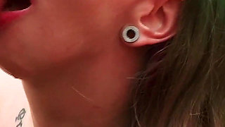 Spermaids Love to Swallow