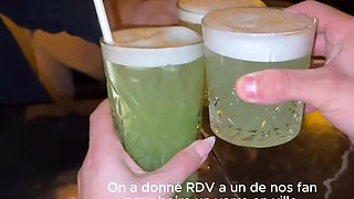 baiser dans les chiottes puis dans la chambre par 2 mecs