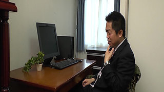 M970g08 Immoral Sex That Forgets Itself with the Boss's Stick and Immerses Herself in Pleasure