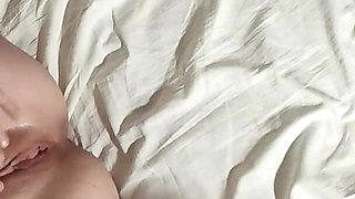 Juicy and Elastic Ass of the Korean Is Worthy to Be Filled with Sperm with Its Gap