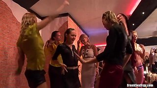 Drunk Girls Crazy Lesbian Show In Public