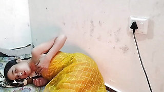Hot college girl ko paise dekar hotel me le jakar pel diya