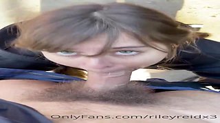Boner luving honey gave a bj to a random boy and asked him to nail her
