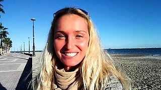 Blonde emo amateur solo masturbation