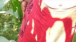 Indian Village Bhabhi Outdoor Vlog Enjoyed with Boobs Showing and Fingerings Indian Red Saree Remove Enjoyed Bhabhi Pregent