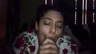 Hot Arab Girl Sucks Big Moroccan Dick