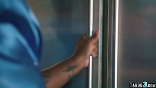 Pregnant ebony MILF craving for a cock