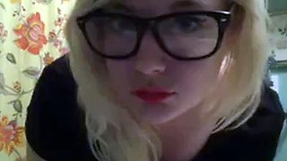 BBW Peeing in Her Pants on Webcam