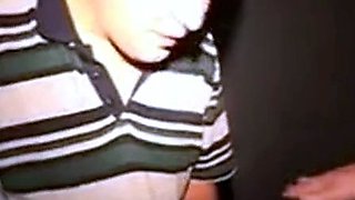 Reife Deutsche Frau hat Gangbang im Kino