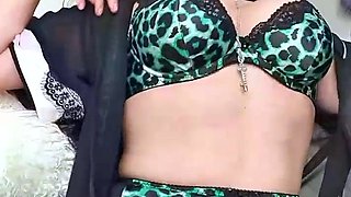 amateur vip ass flashing boobs on live webcam