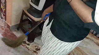 BEAUTIFUL INDIAN MAID FIRST TIME FUCKING HER OWNER