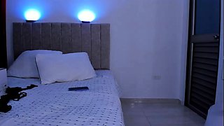 Solo webcam tranny masturbation