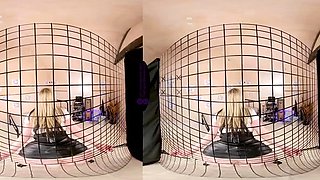 The English Mansion - Mistress Sidonia - Made to Watch In