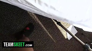 Teensdoporn young looking china sucks a bigcock deep