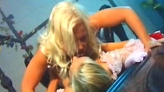 big blondes haveing lesbian fun with strapon